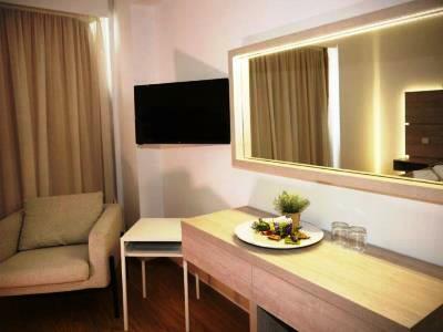 Pier Aparthotel Limassol