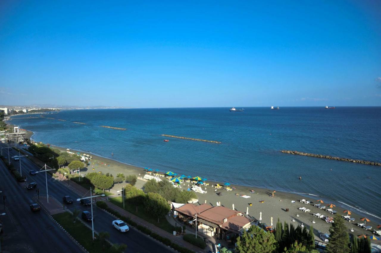 Pier Limassol